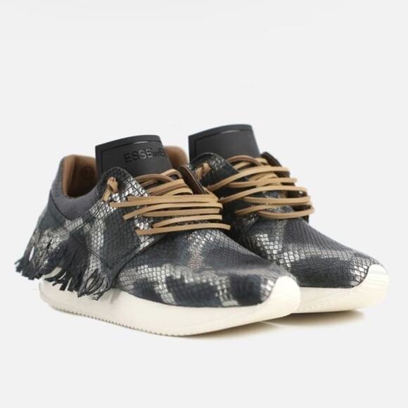 ESSEutESSE Metallic Python Print Lamb Leather Fringe Running Sneaker Black 39 - Picture 1 of 13